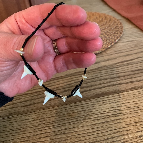 Sharks-tooth Beaded Ankle Bracelet @ 3” Diameter W/Metal Barrel Closure - Picture 7 of 7